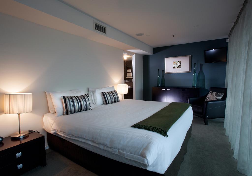 Sullivans Cove Apartments Хоубарт Екстериор снимка A bedroom at the hotel