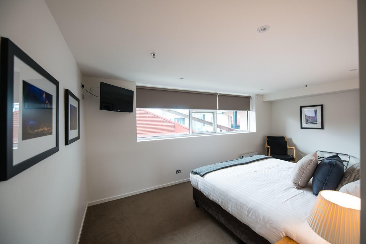 Sullivans Cove Apartments Хоубарт Екстериор снимка A bedroom at the hotel