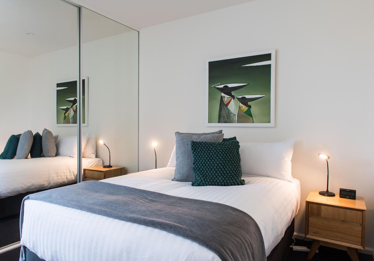 Sullivans Cove Apartments Хоубарт Екстериор снимка A bedroom at the hotel